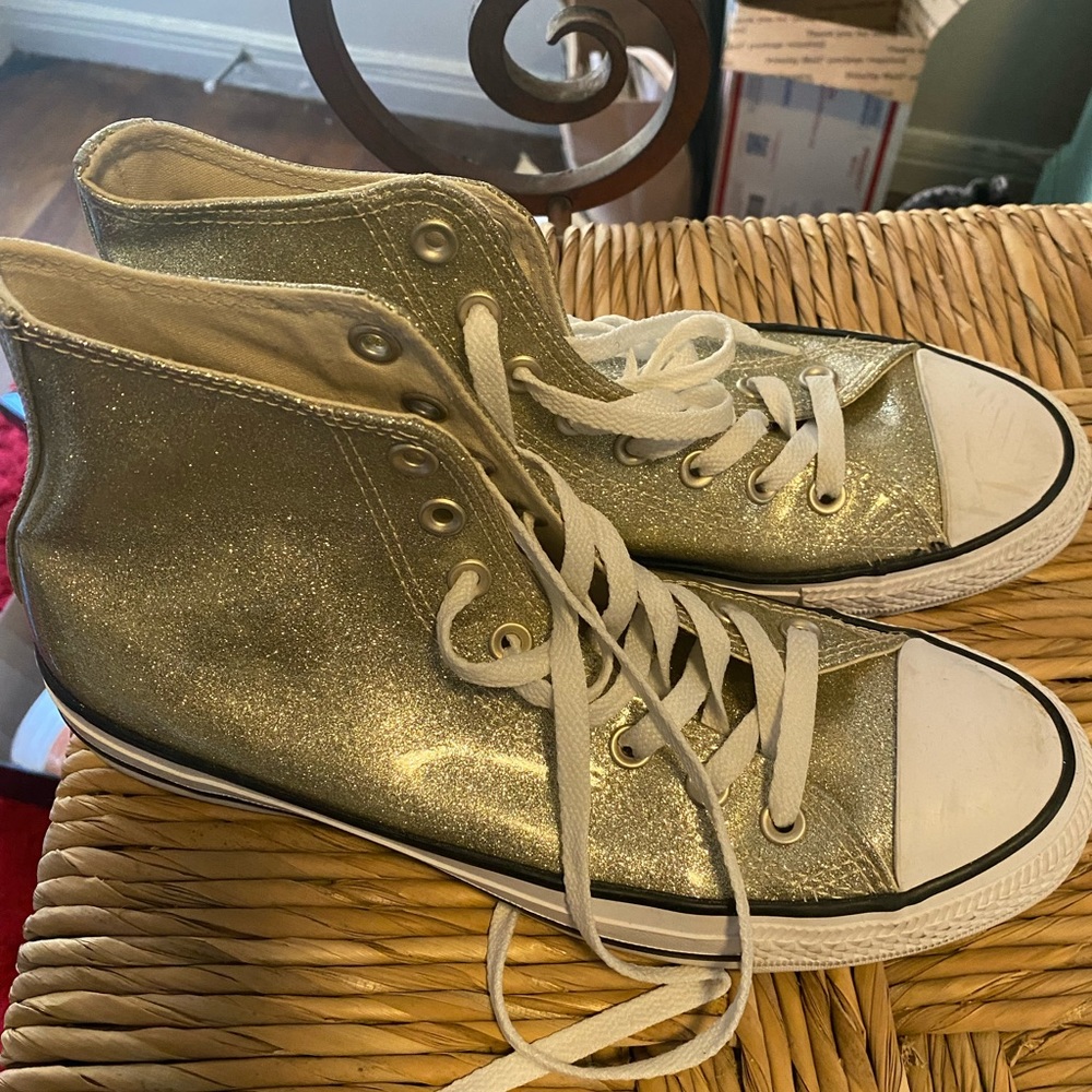 Converse Gold High Top women’s size 10
